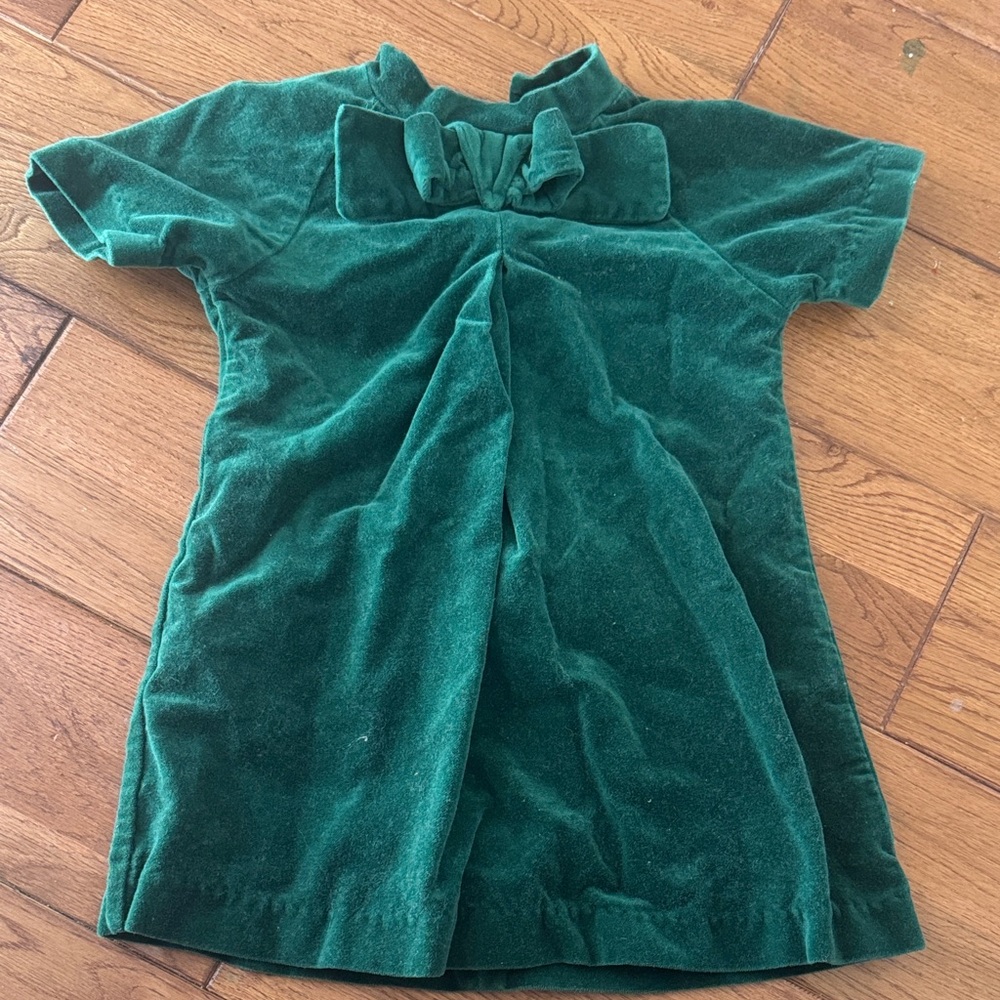 Bella Bliss Green Velvet Dress with Bow Detail 2T